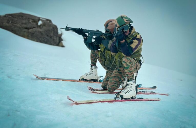 Trishakti Corps conducts mountain warfare and skiing training in East Sikkim