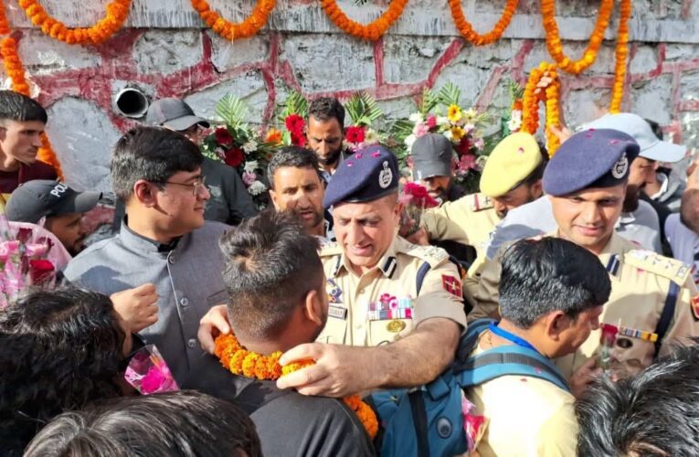 Jammu and Kashmir Police extends warm welcome to Shri Amarnath Ji Yatra pilgrims in Ganderbal