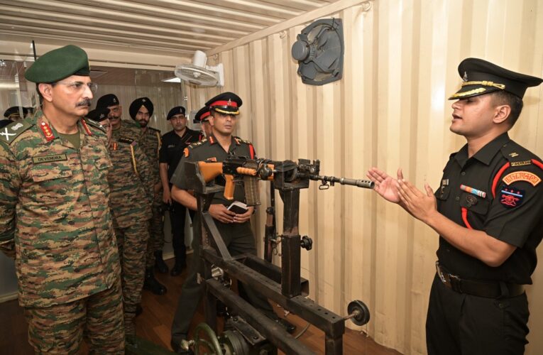 ARTRAC Chief Lt Gen Devendra Sharma Reviews Tech-Driven Logistics Training at MCMM Jabalpur