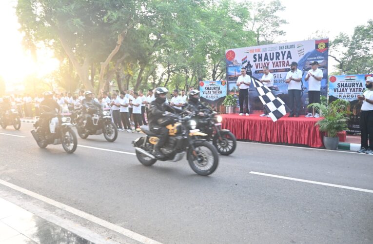 Kargil Vijay Diwas: Army Commander Western Command Flags Off Shaurya Vijay Yatra Bike Rally to Drass