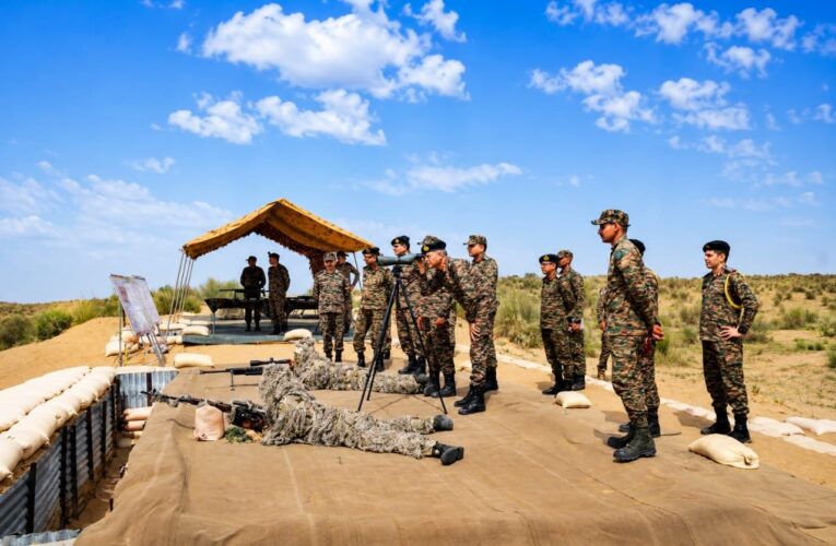Sapta Shakti Commander Reviews Operational Readiness at Sadolai Desert Battle School