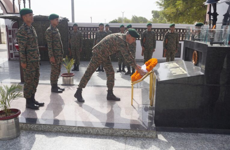 South Western Command Chief Pays Tribute to Bravehearts at Nagi War Memorial