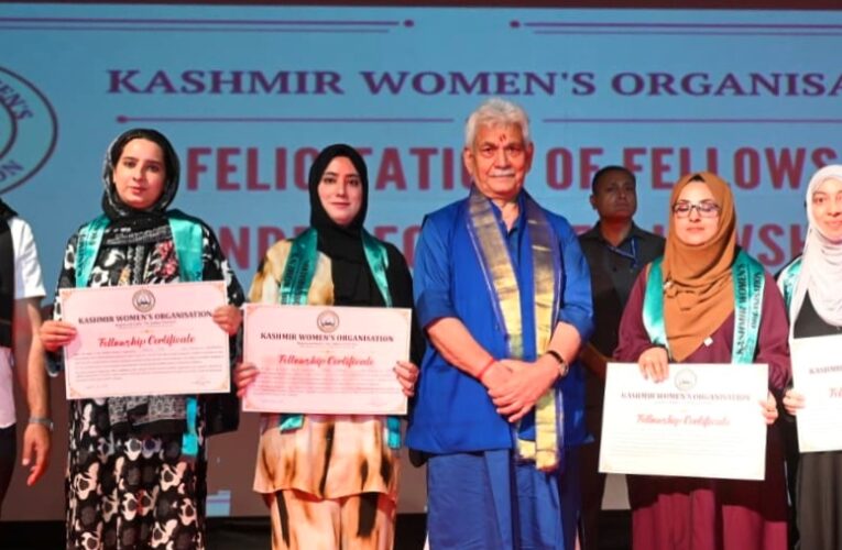 Lieutenant Governor Manoj Sinha Felicitates Kashmir Women Organization Fellowship Recipients