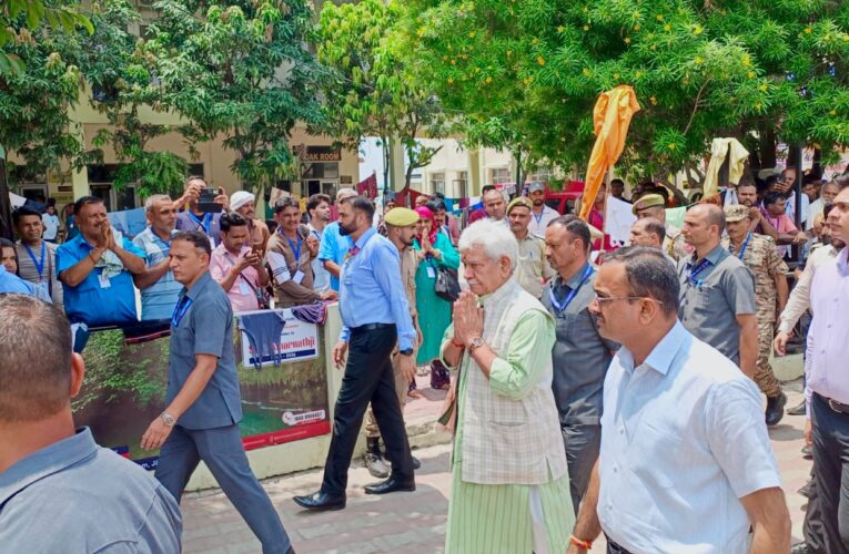 Shri Amarnath Yatra 2026 registration and facilities reviewed by Jammu and Kashmir Lieutenant Governor