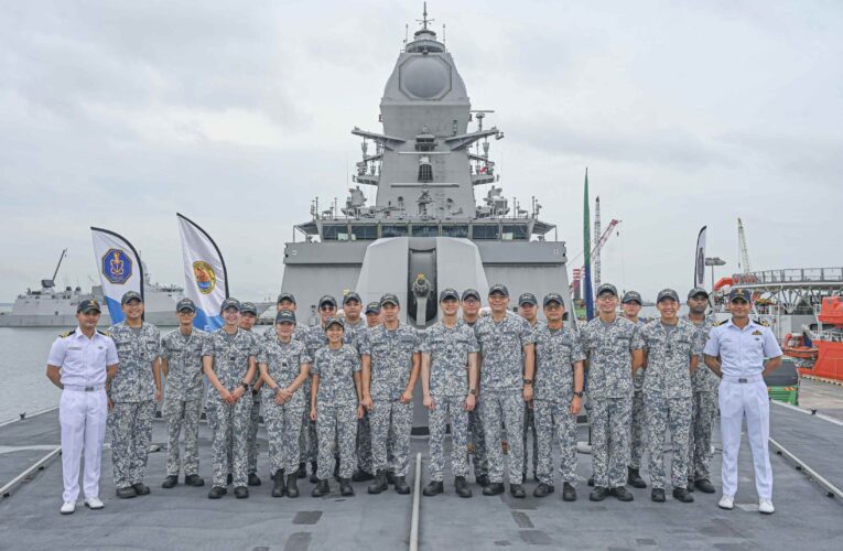 Indian Navy ships conclude Singapore visit to strengthen maritime ties
