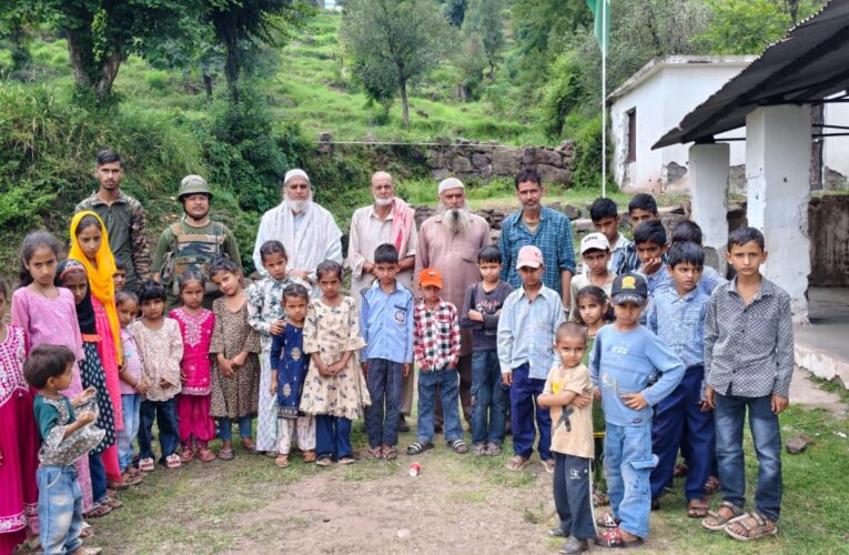 Indian Army Hosts Virtual Tour of Agra’s Heritage Sites for Border Residents in Poonch