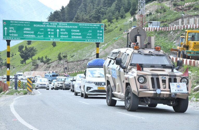 Shri Amarnath Yatra breaks records as biggest batch of pilgrims leaves Jammu for holy cave shrine