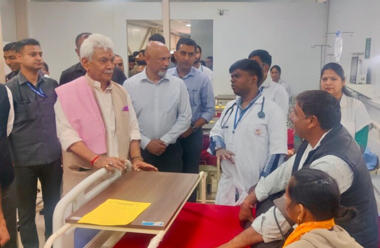 Shri Amarnath Ji Yatra-2026: LG Manoj Sinha Reviews Pilgrim Facilities at Chandanwari Base Camp
