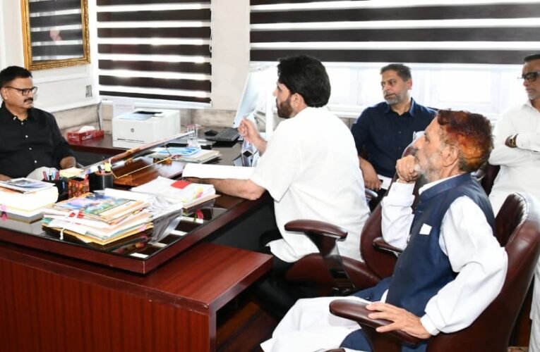 Jammu & Kashmir MLAs Meet Minister Javed Rana To Resolve Key Constituency Grievances