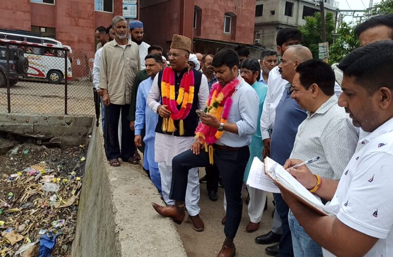MP Ghulam Ali Khatana and JMC Commissioner Inspect Ward 74 to Review Development in Jammu