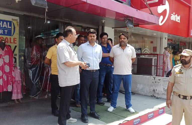 Jammu Fire Safety Drive: JMC Commissioner Assures Support for Commercial Fire NOC Compliance