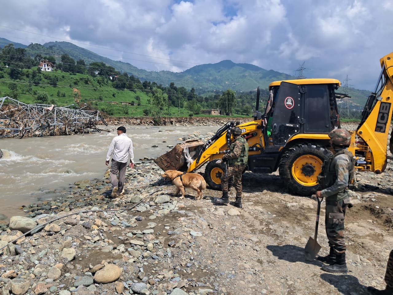 Indian Army Deploys Tracker Dog and Rescue Teams in High-Stakes Search for Missing Villager After Rajouri Flash Flood