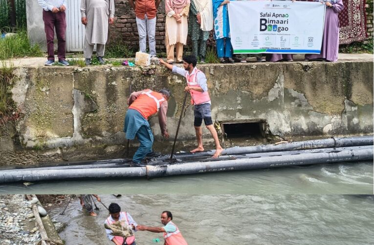 MC Shopian Conducts Major Cleanliness Drive at Sanglo Nallah Under “Safai Apnao, Bimaari Bhagao” Campaign