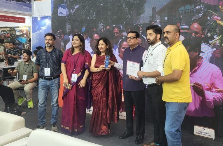 Jammu and Kashmir Clinches ‘Best Adventure Tourism Destination’ Award at TTF Ahmedabad