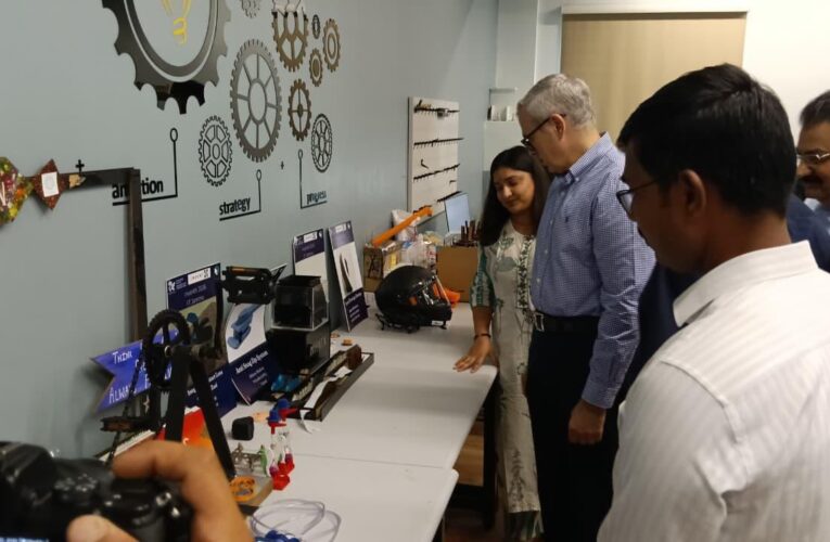 J&K Chief Minister Omar Abdullah Launches AI Centre of Excellence and Phoenix e-Commerce Platform at IIT Jammu