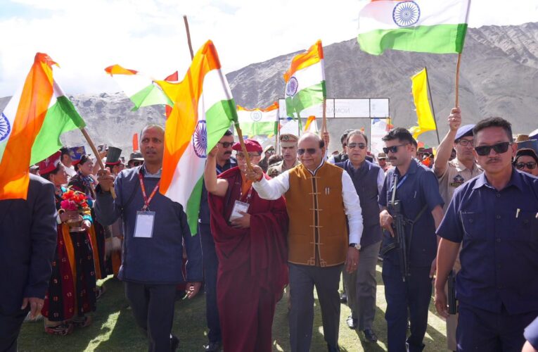 Ladakh Disburses Rs 1.10 Crore Incentive to Pashmina Herders at Changthang Nomadic Festival