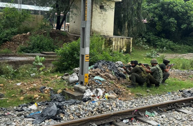 High Alert on Article 370 Anniversary: Joint Mock Drill at Bari Brahmana Railway Station to Test Security Preparedness