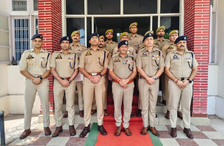 DIG Udhampur-Reasi Range Honors Reasi Police Officers for Exemplary Impact During 100-Day Anti-Drug Campaign