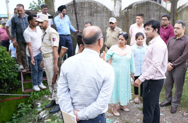 Student Aarvi’s Viral Sanitation Video Sparks Action in Katra: Appointed ‘Swachhata Ambassador’ as Ward 9 Set to Become Model Ward