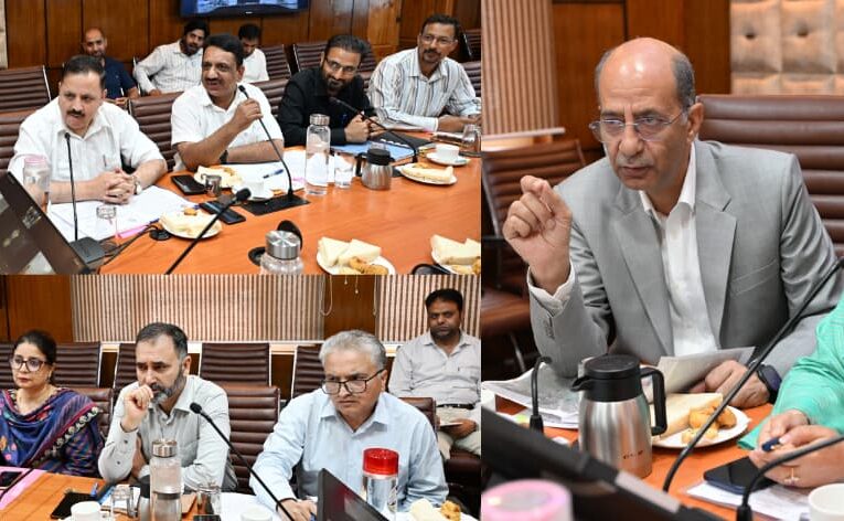 Sakeena Itoo, Nasir Aslam Wani Review Development and Academic Growth of Kashmir University’s Kupwara Campus
